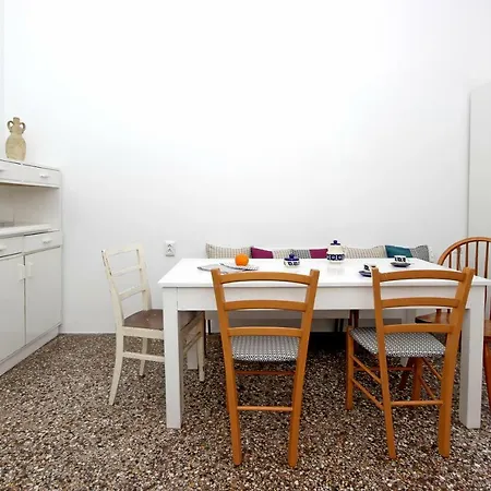 In The Center Of Old Town Apartamento